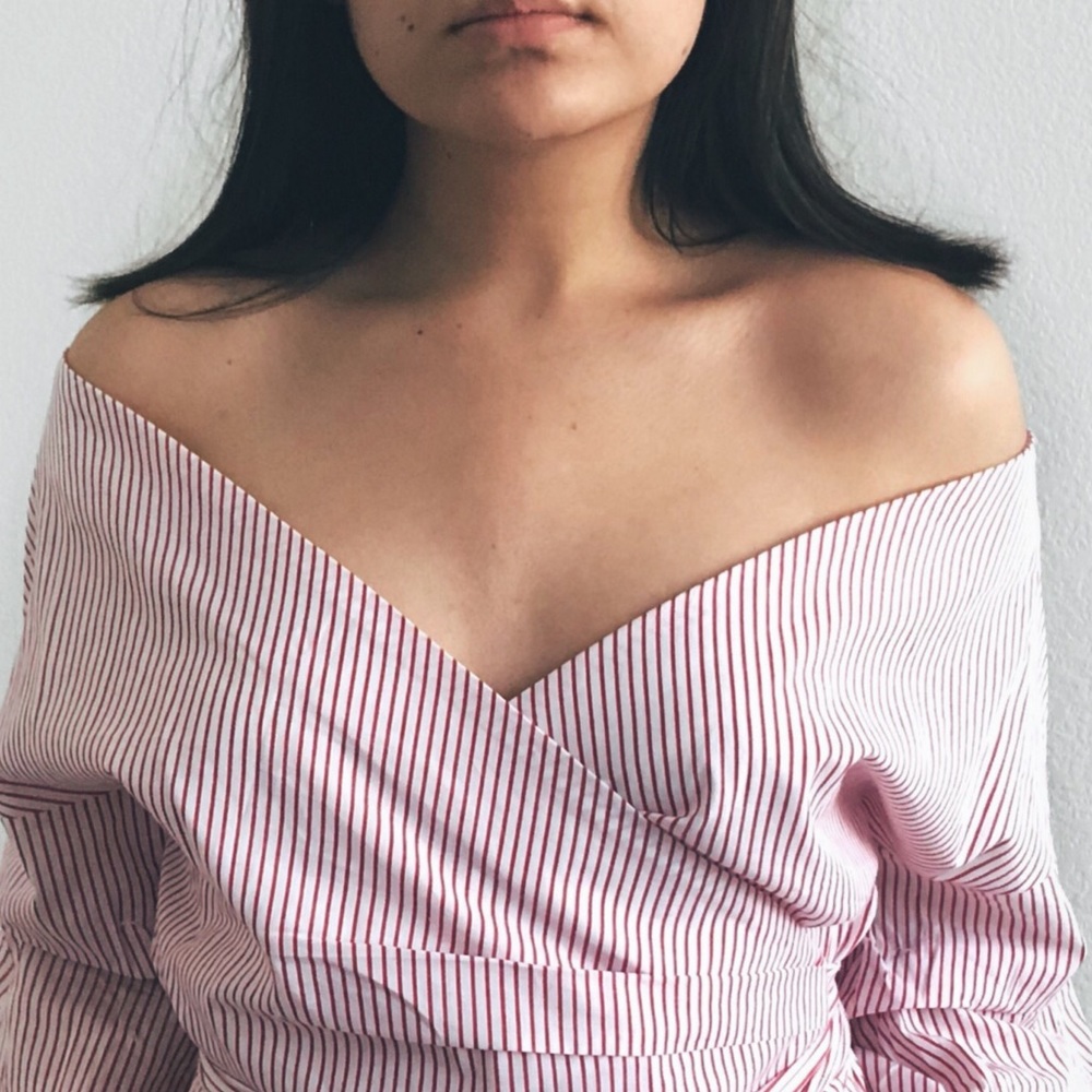 🔻SALE LAST 1 (S) Kimberly Wrap Blouse - Picture 5 of 7